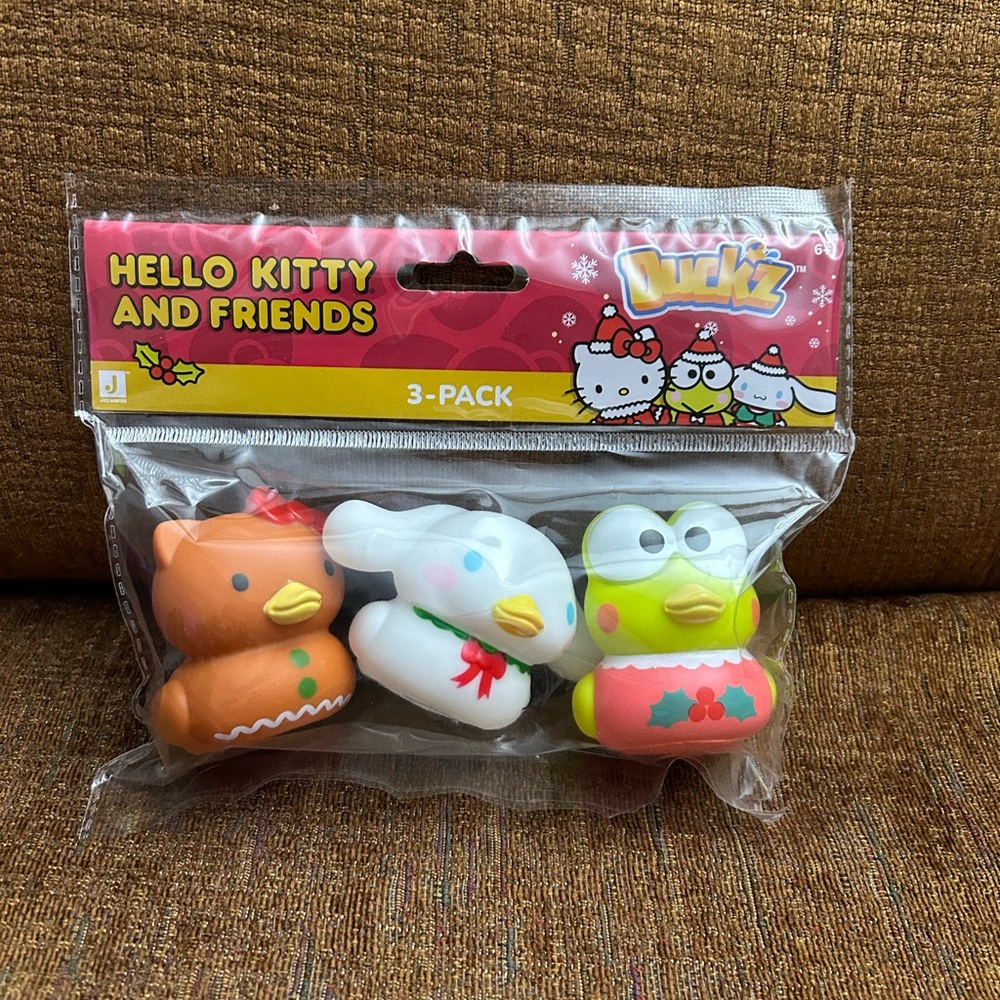 Hello Kitty & Friends Christmas Duckz